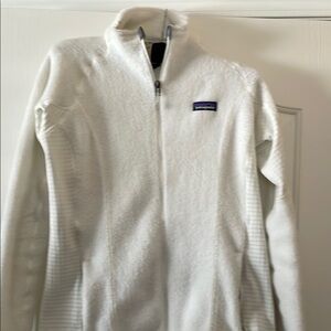 Patagonia Ivory Fleece Zip-Up. Women’s M